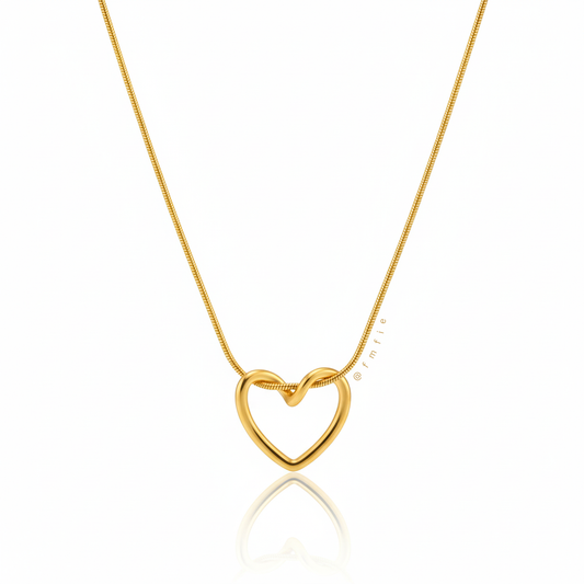 Lyn - Hollow Heart Pendant