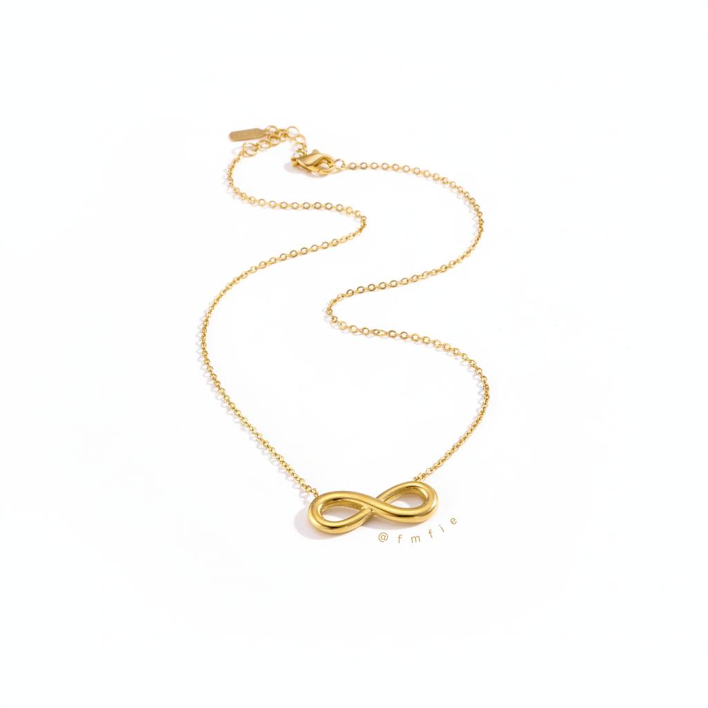 Evie - Infinity Pendant